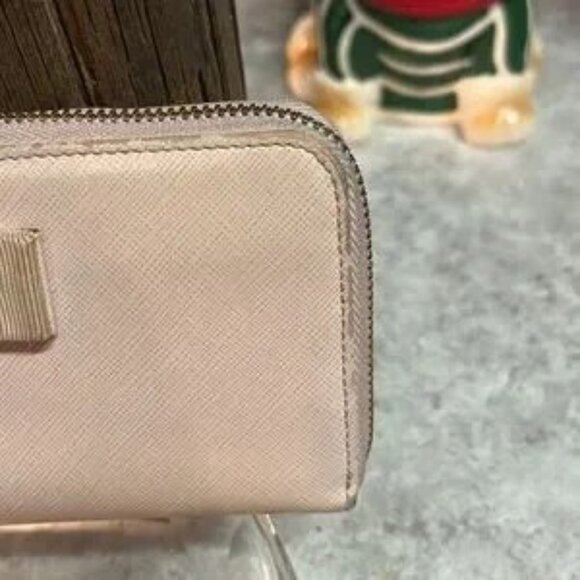 Salvatore Ferragamo Zipper Wallet - Picture 4 of 5